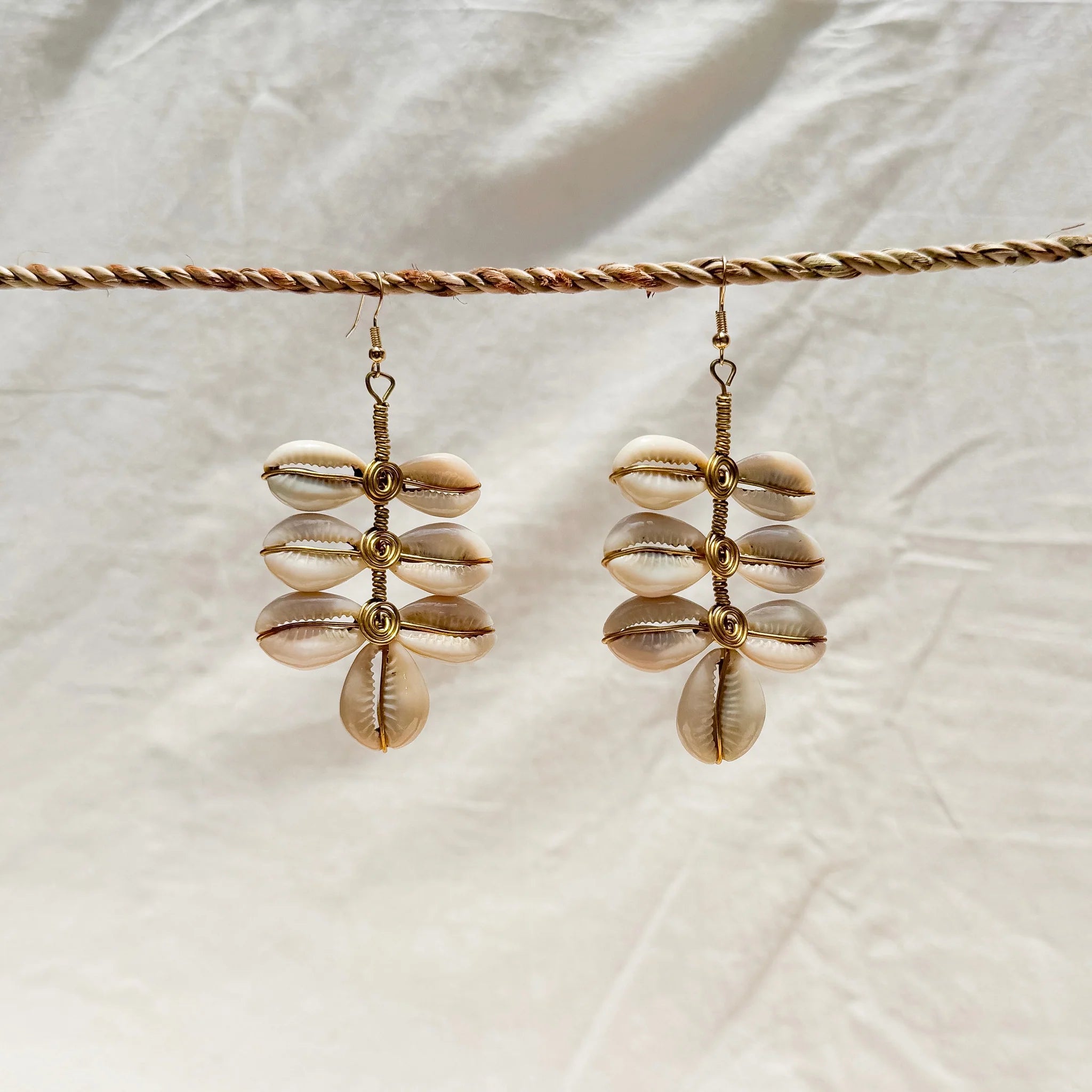 Ihunaya Medium Cowry Earrings IHUNAYA